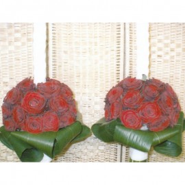 Lumanare de nunta cu trandafiri rosii si aspidistra