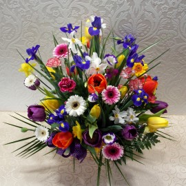 Aranjament mix cu flori colorate