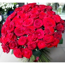 Buchet 101 trandafiri rosii Bucuresti, livrare 101 trandafiri