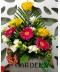 Aranjament pentru aniversare cu flori si fluturasi in cutie