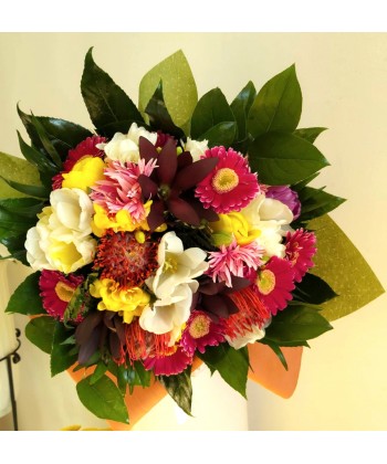 Buchet de sezon cu flori multicolore, comanda flori mix