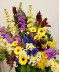 Aranjament flori multicolore, livrare mix flori in cos