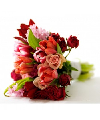 Buchet trandafiri si lalele culori pastel